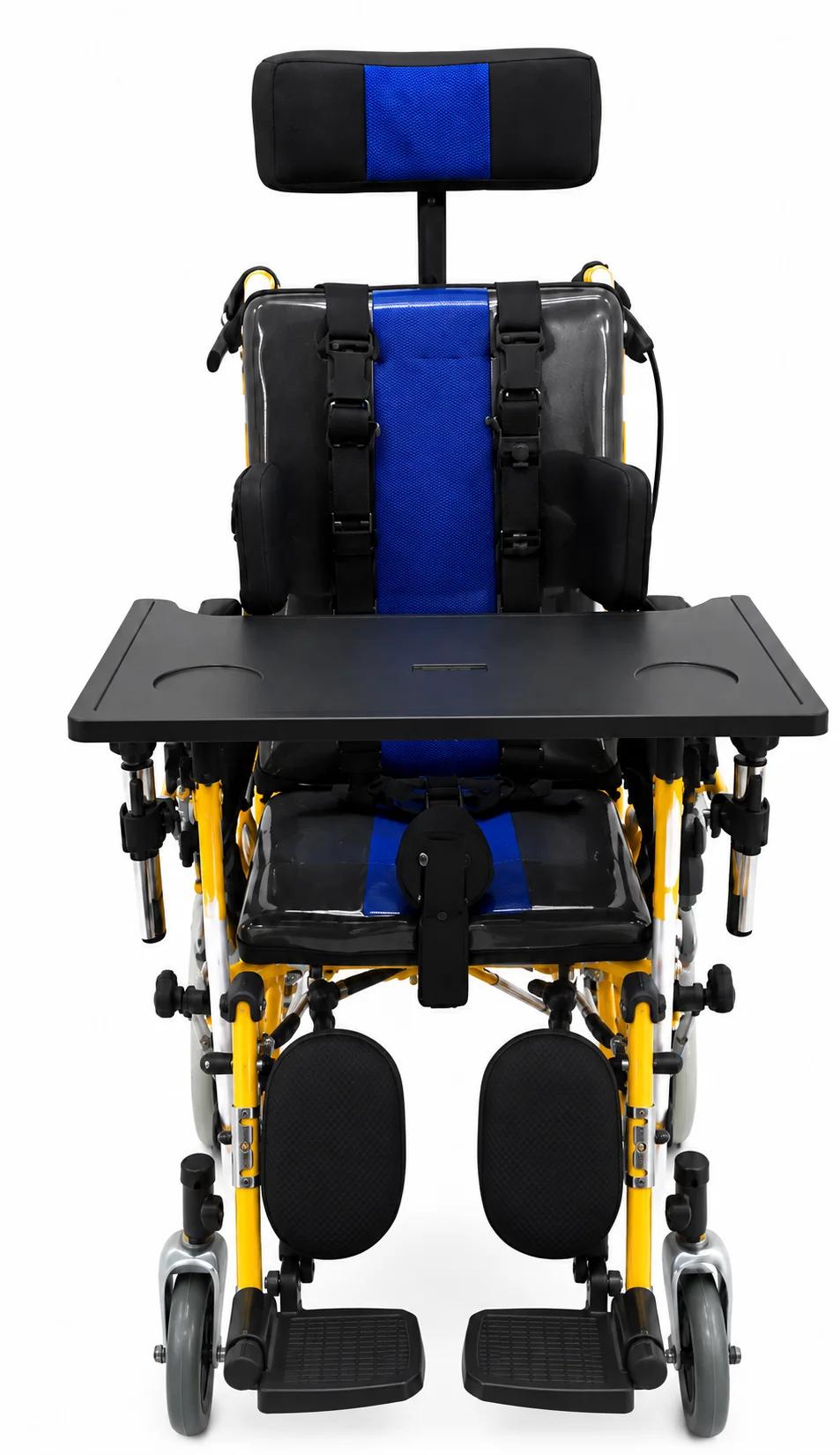 IMC Jaune avec tablette, appuie-tête et repose-jambes, vue de face