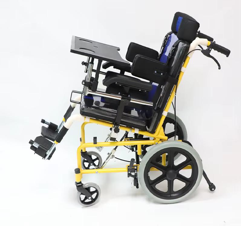 Fauteuil IMC Jaune avec Tablette Intégrée 2